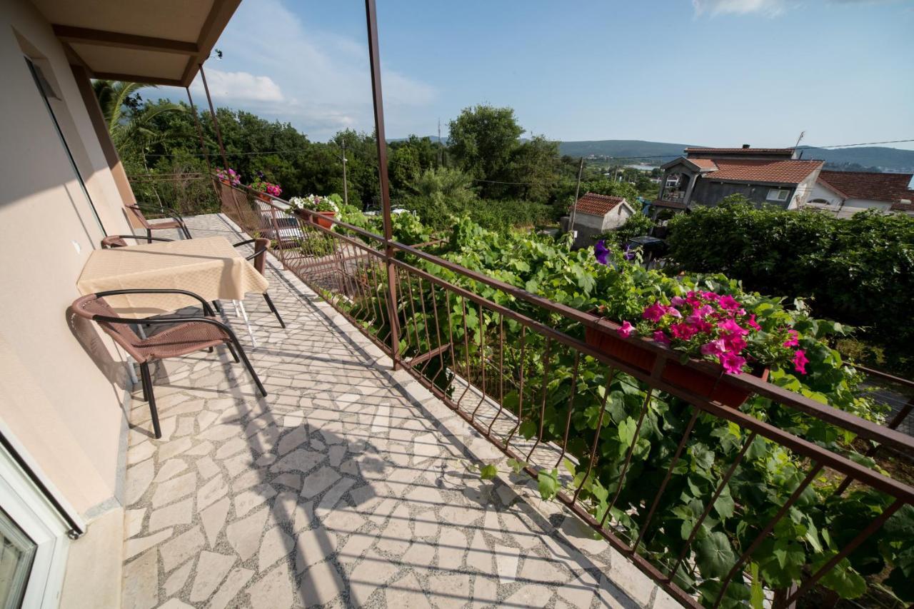 Apartments Pavicevic Tivat Rom bilde