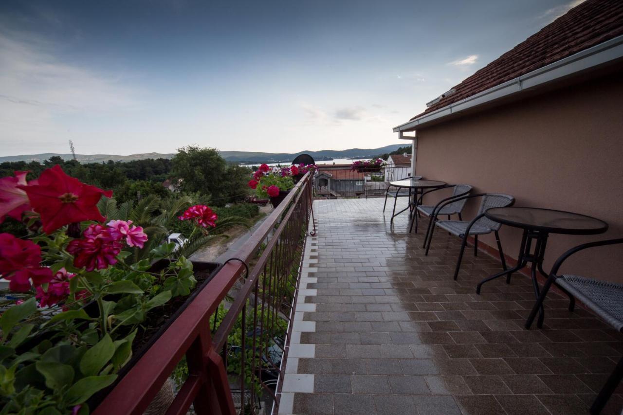 Apartments Pavicevic Tivat Rom bilde